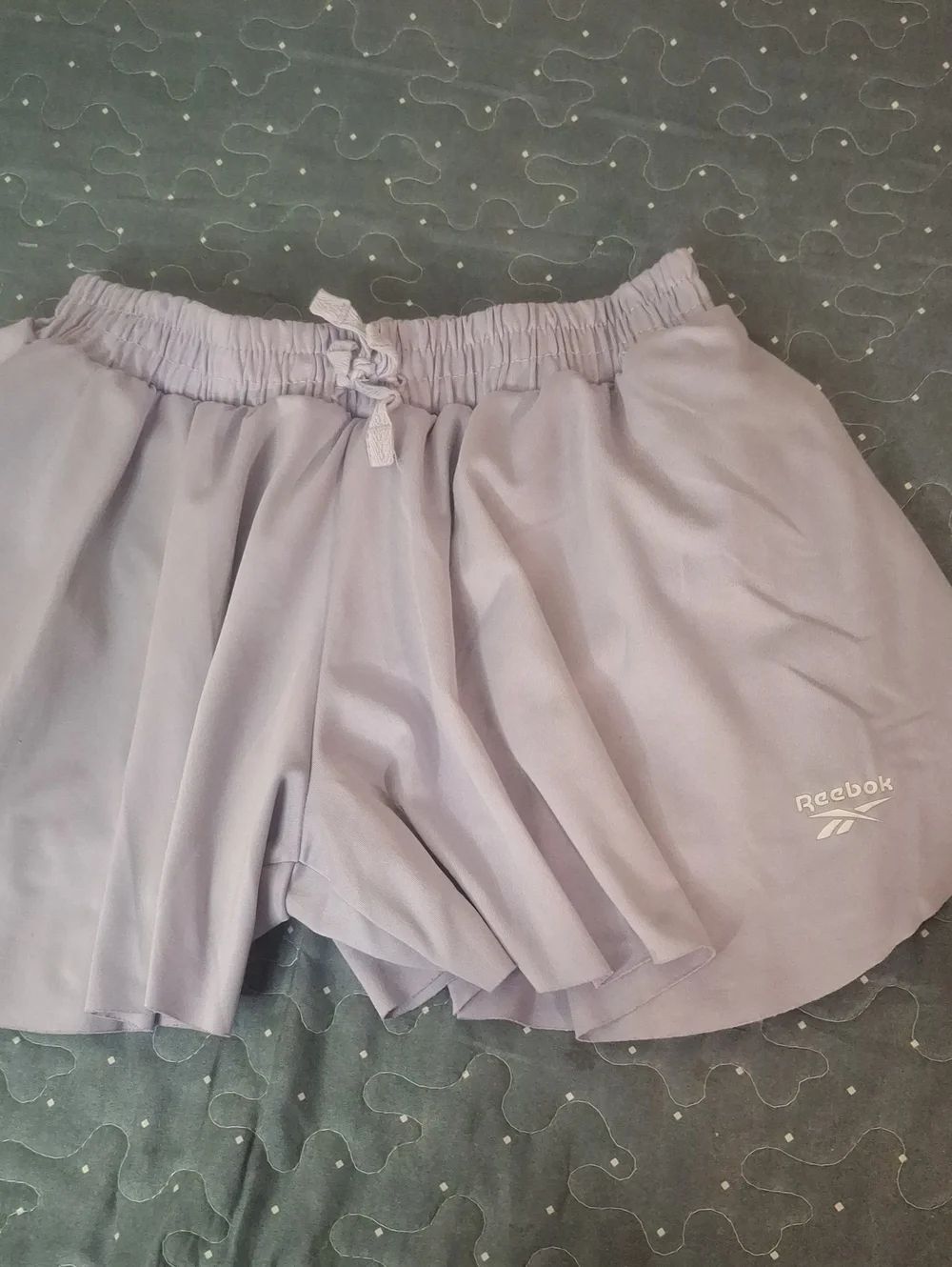 Reebok Light Lavender Athletic Shorts size XL (12)